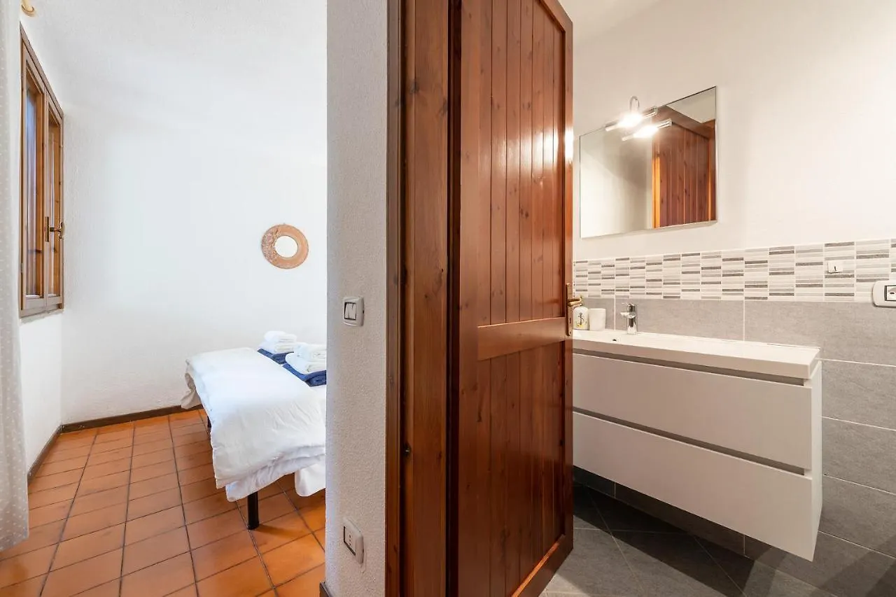 Domus Carlotta Apartment With Sea View Villasimius Is Traias Italien