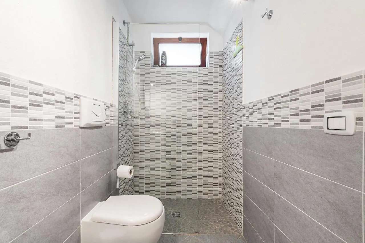 Domus Carlotta Apartment With Sea View Villasimius Is Traias
